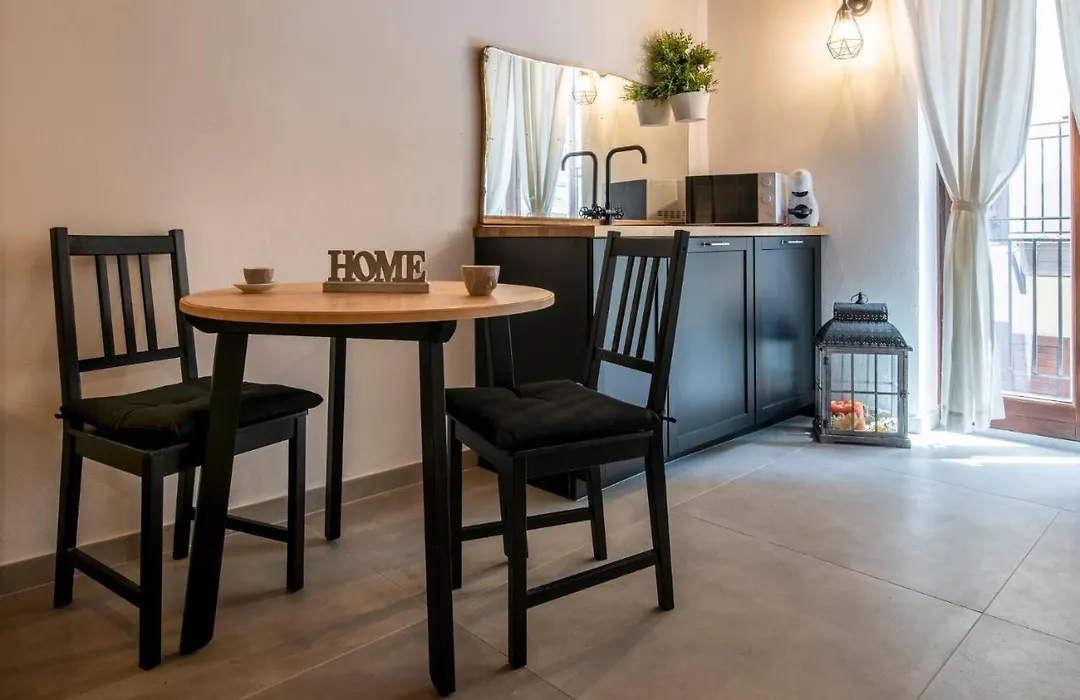 Lampionelli 12 Style Rooms-1