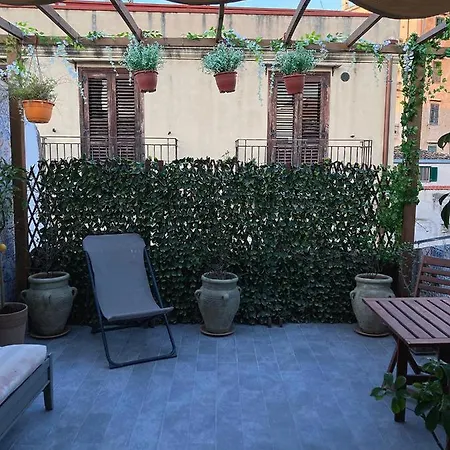 Lampionelli 12 Style Rooms-2